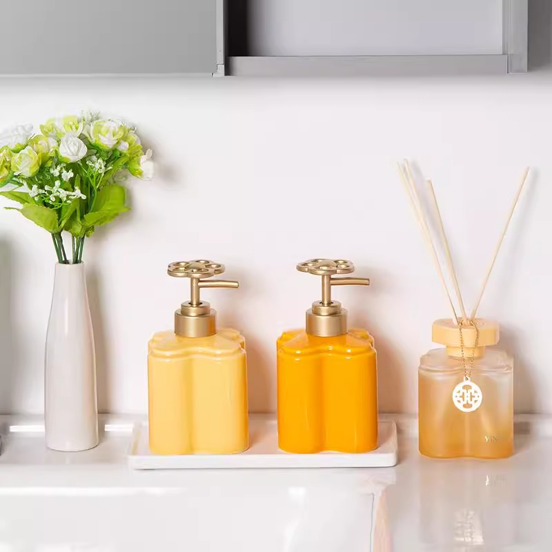 Botol Lotion Keramik Bunga Ora - Water Bottle Blank ulasan dan harga